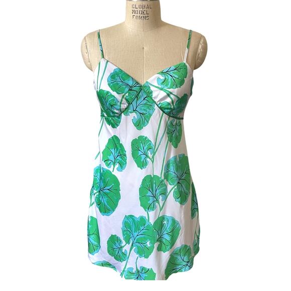 Diane von Furstenberg DVF Target Slip Dress in Geranium Leaf Satin Size Small - Picture 1 of 8